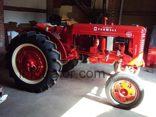 Farmall F avaliação e ficha técnica