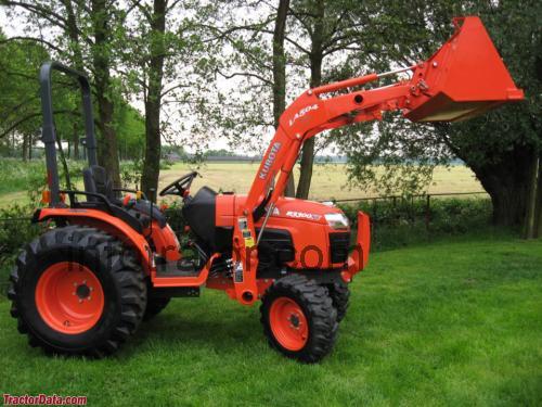 Kubota B3300 ficha tecnica