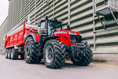 Massey Ferguson 8800 avaliação e ficha técnica