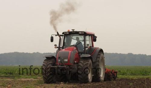 Valtra T161 avaliação e ficha técnica